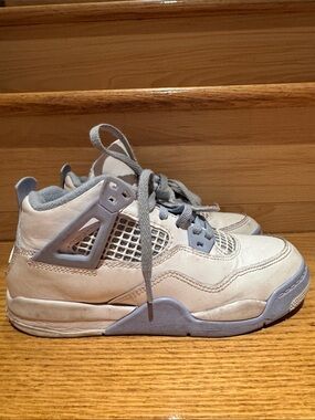 Jordan girl baby blue size 3